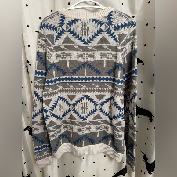 Mossimo sweater - Picture 2 of 3